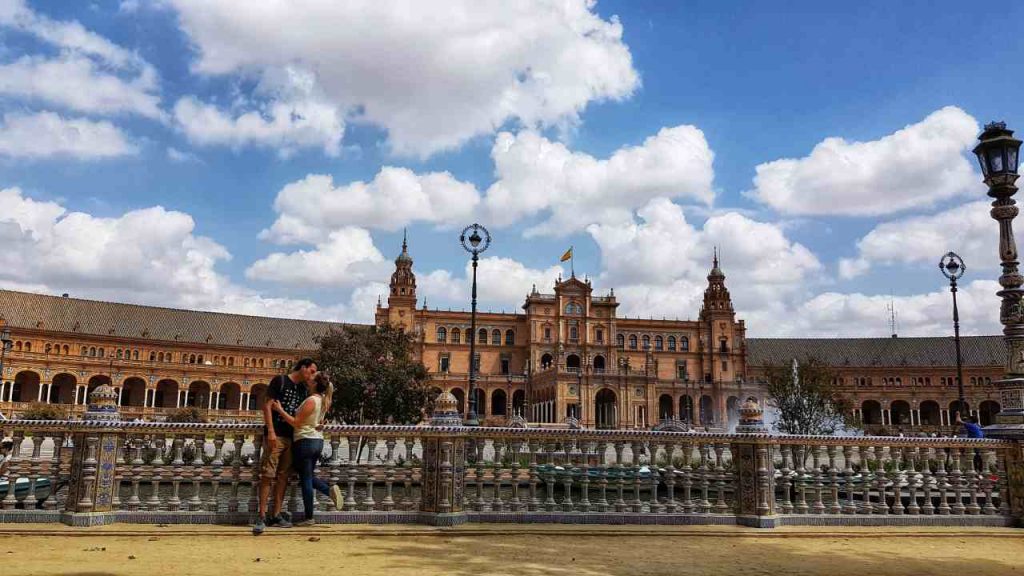 plaza españa que ver y hacer en Sevilla
